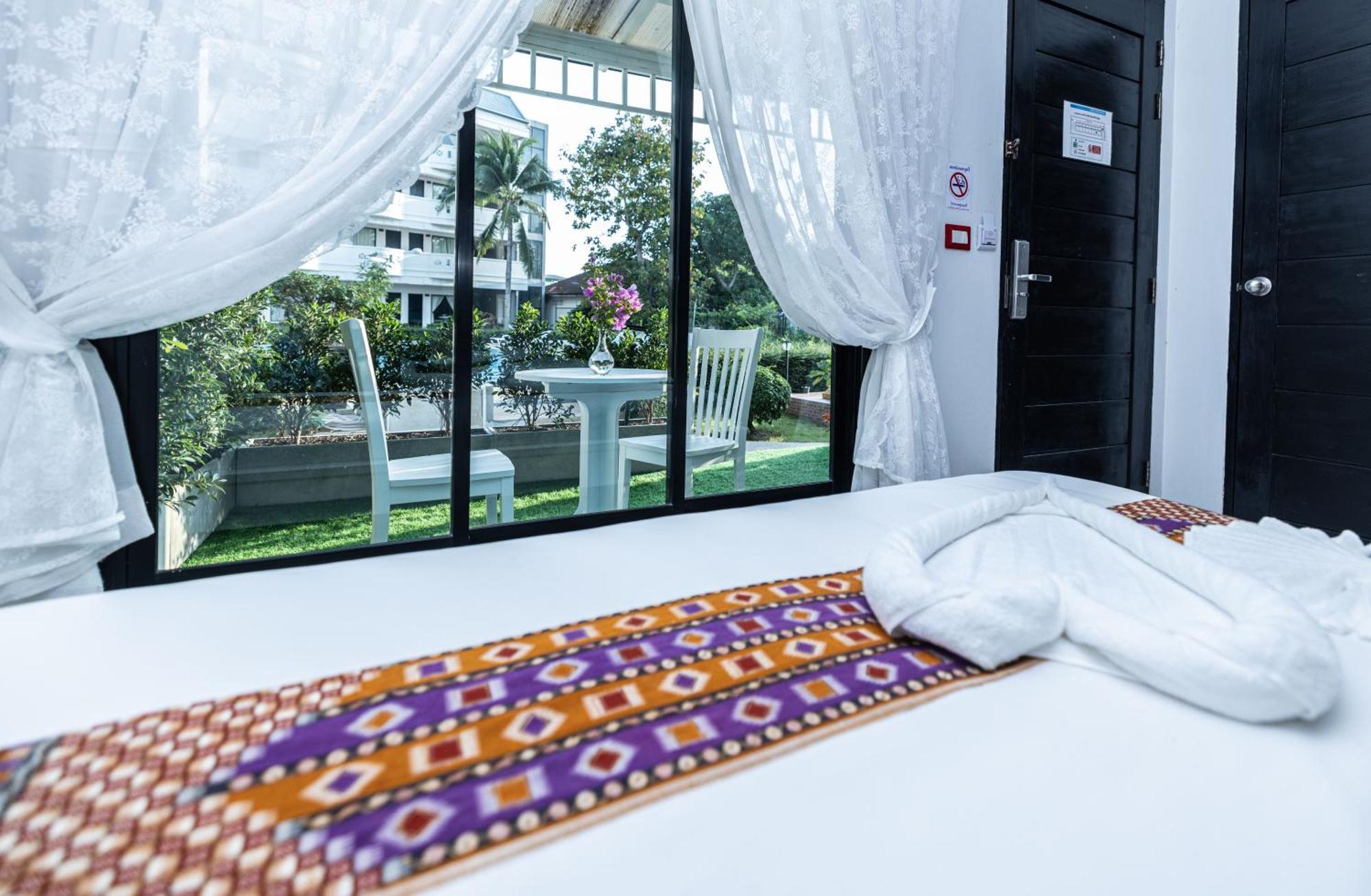 Blue Carina Hotel Phuket מראה חיצוני תמונה