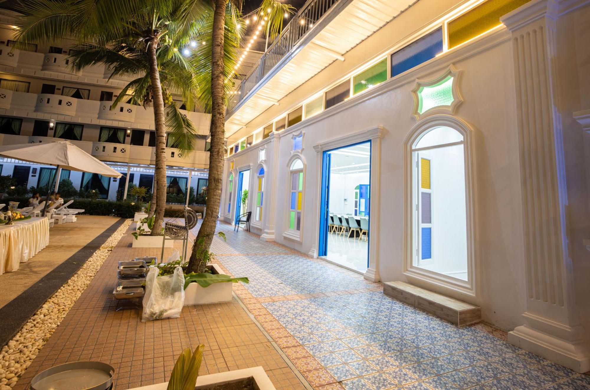 Blue Carina Hotel Phuket מראה חיצוני תמונה