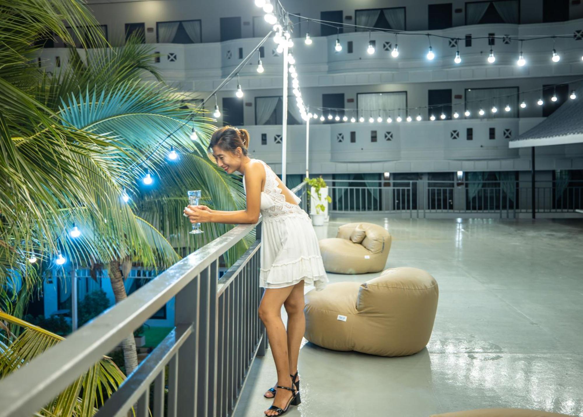 Blue Carina Hotel Phuket מראה חיצוני תמונה