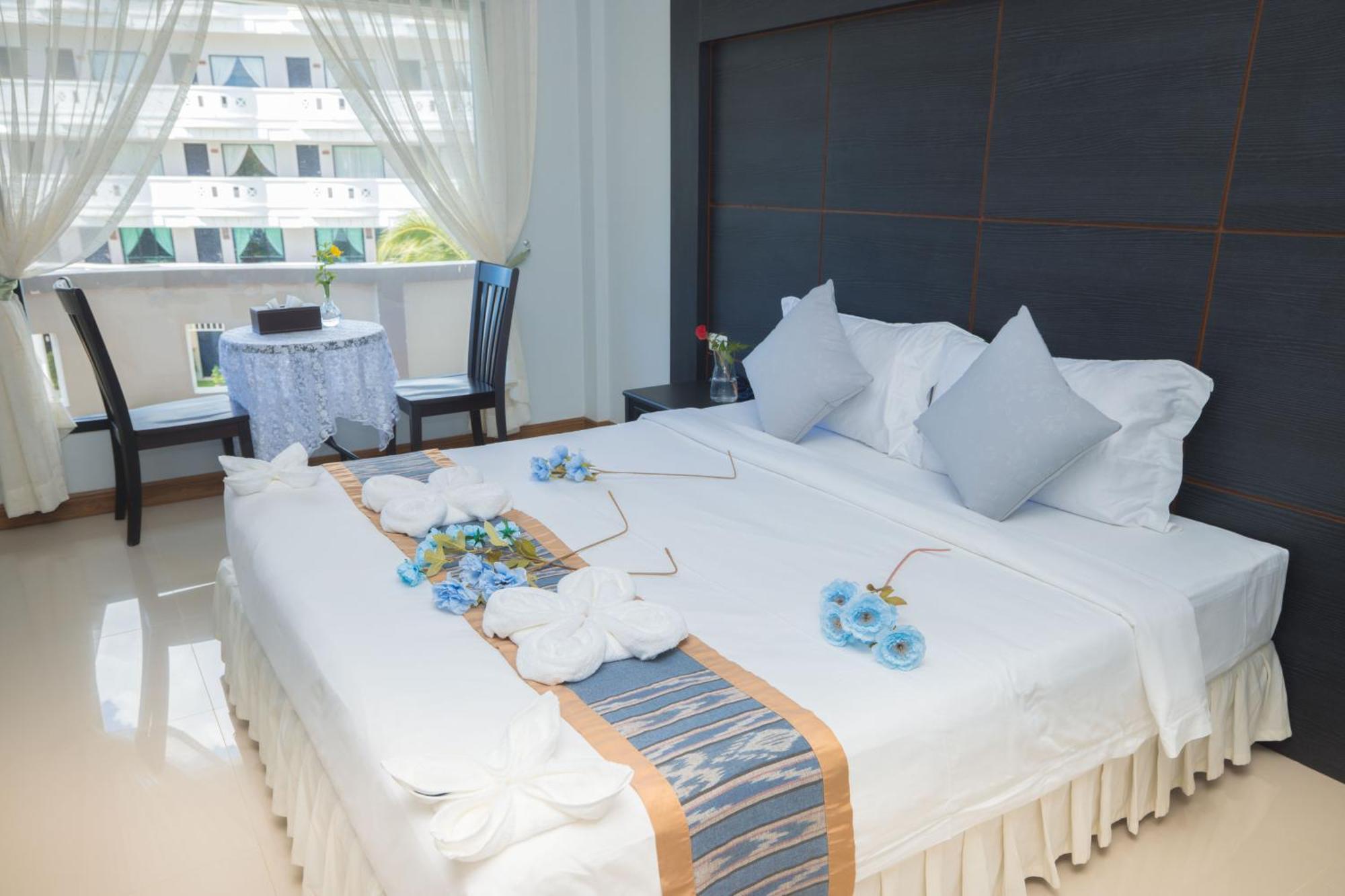 Blue Carina Hotel Phuket מראה חיצוני תמונה