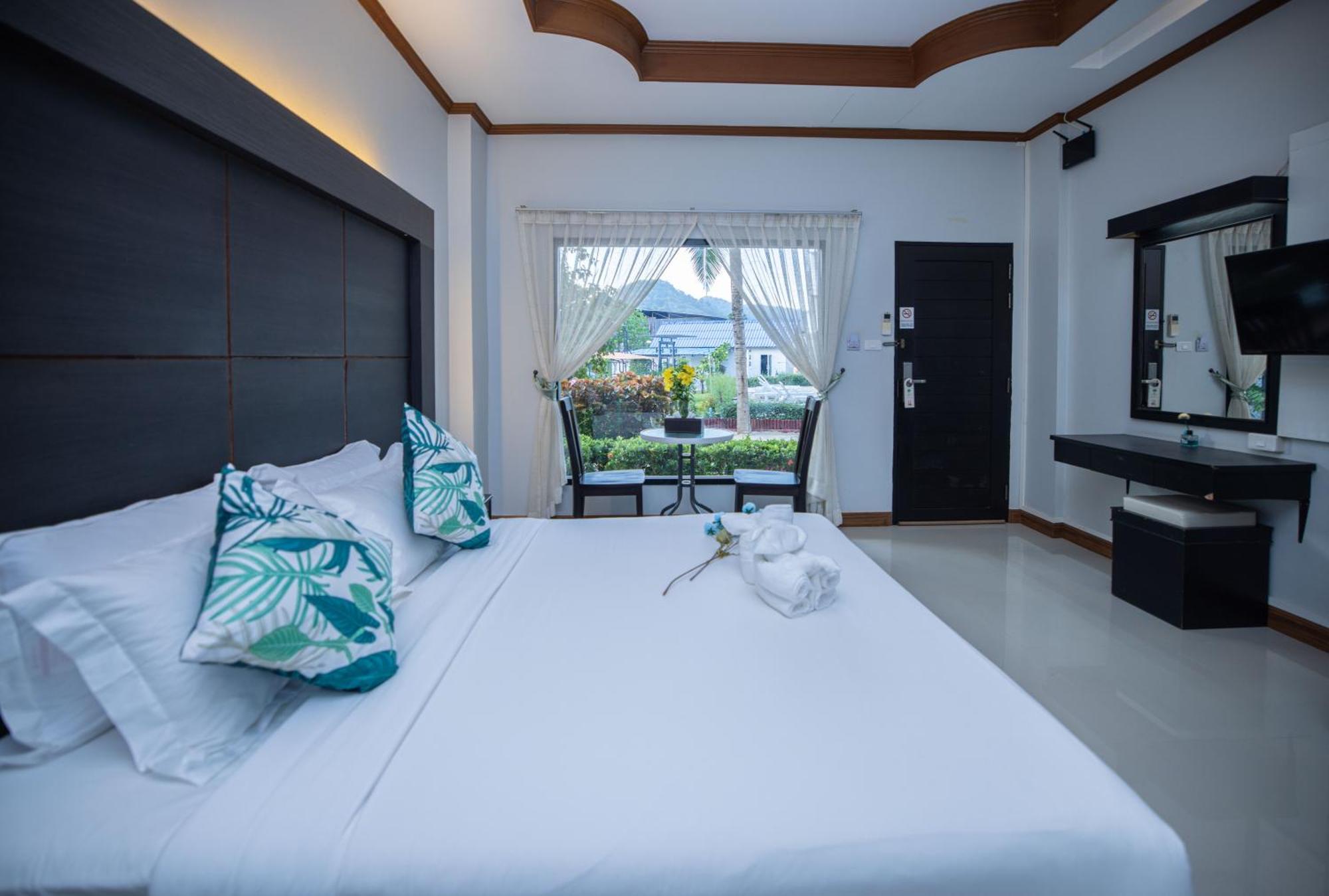 Blue Carina Hotel Phuket מראה חיצוני תמונה