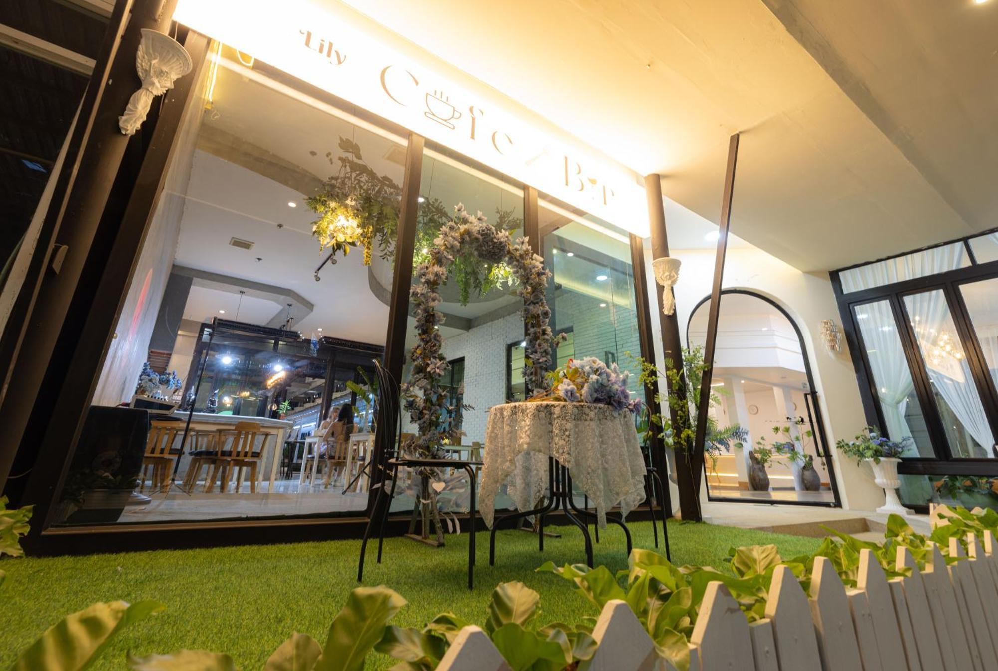 Blue Carina Hotel Phuket מראה חיצוני תמונה